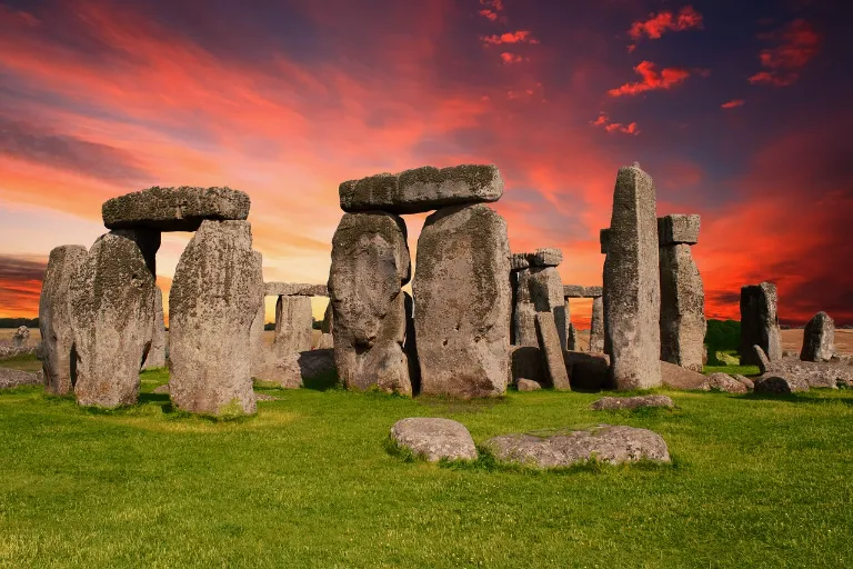 Český Stonehenge: Navštivte tajemné menhiry a kamenné kruhy